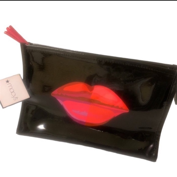 Macy’s Large Black Makeup Travel bag - NWT - Picture 3 of 11